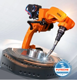 ROBOT KUKA KR C5 2023
